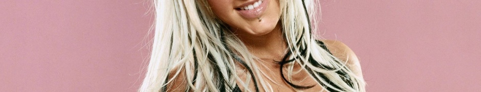 Christina Aguilera Dress Chest Piercing Smile